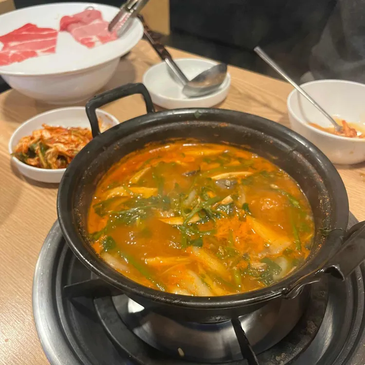등촌샤브칼국수 대표 사진