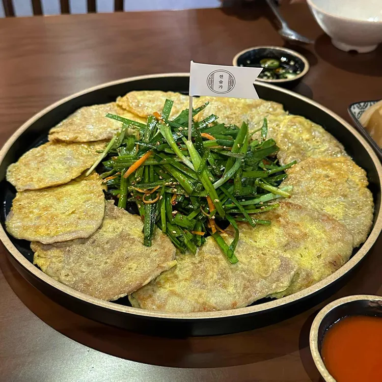 전술가 대표 사진
