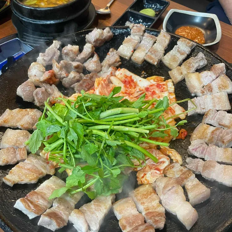 무쇠돈가 대표 사진