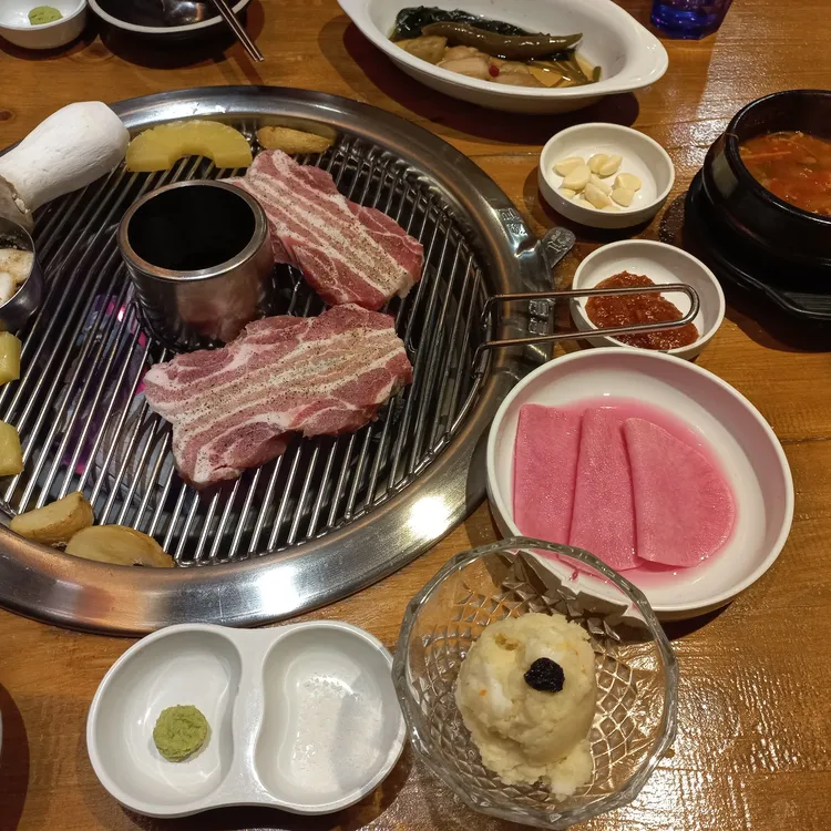 십삼대 대표 사진