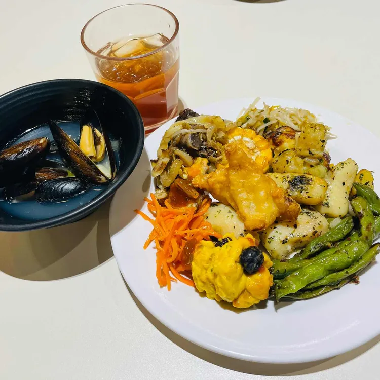 애슐리퀸즈 대표 사진
