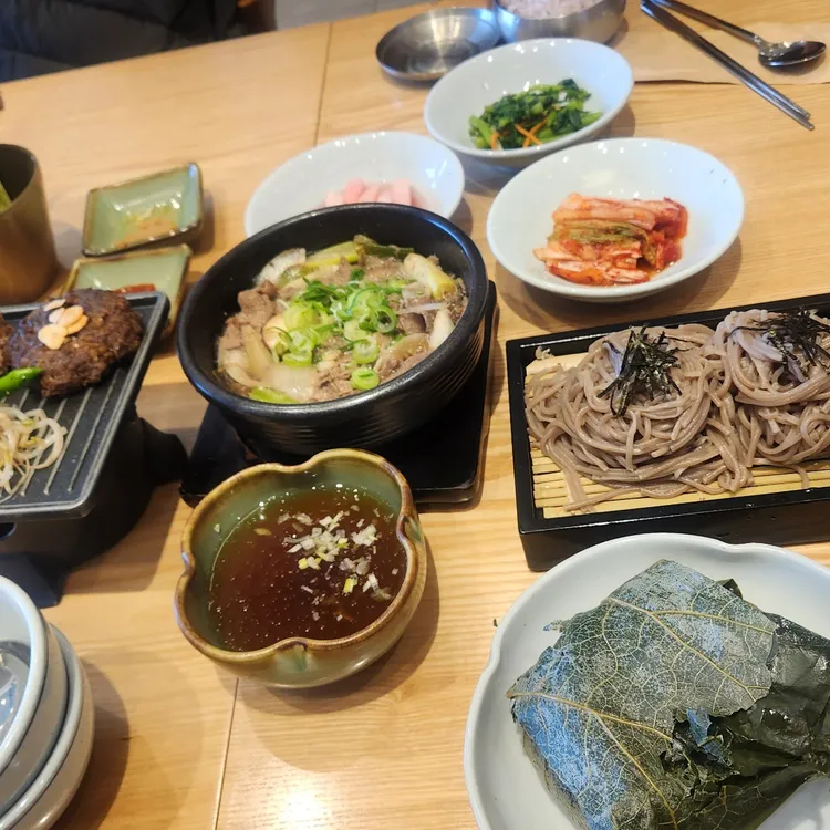 덕인관 대표 사진