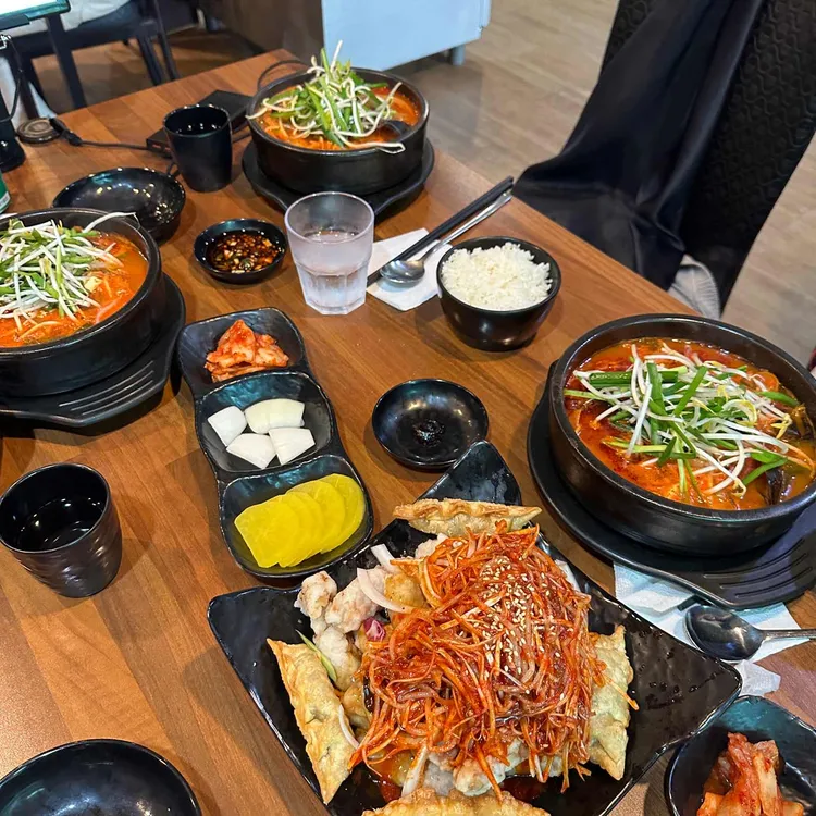 뚝배기 짬뽕 패밀리 대표 사진