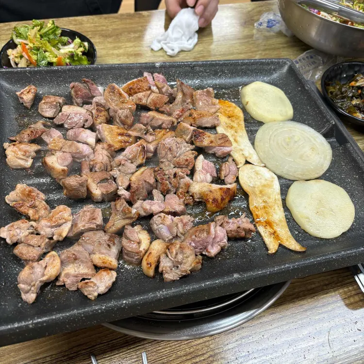 탐관오리 대표 사진