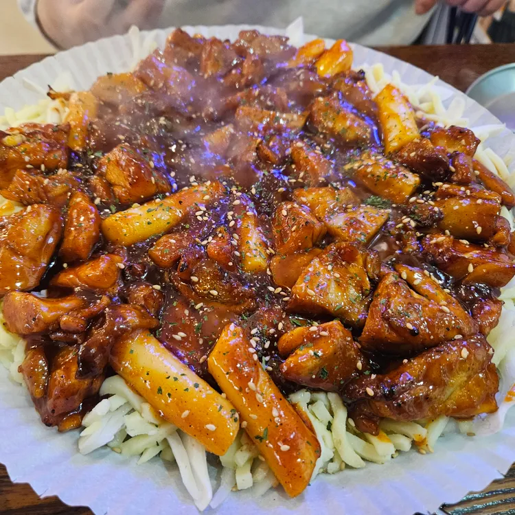 훌랄라숯불치킨 대표 사진