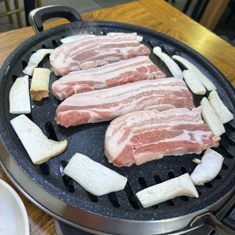 노다지삼겹살오리 대표 사진