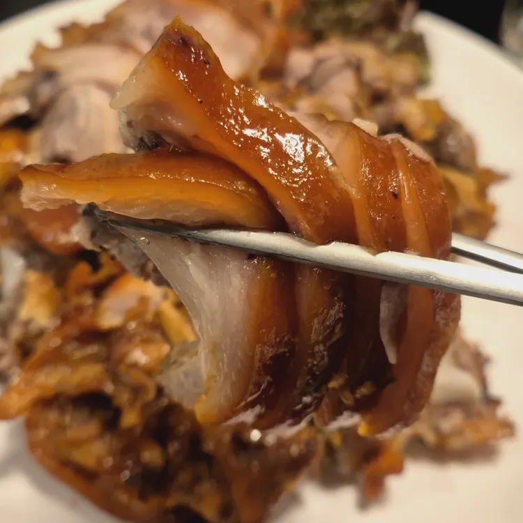 장충동한방족발 노랑앞치마 대표 사진