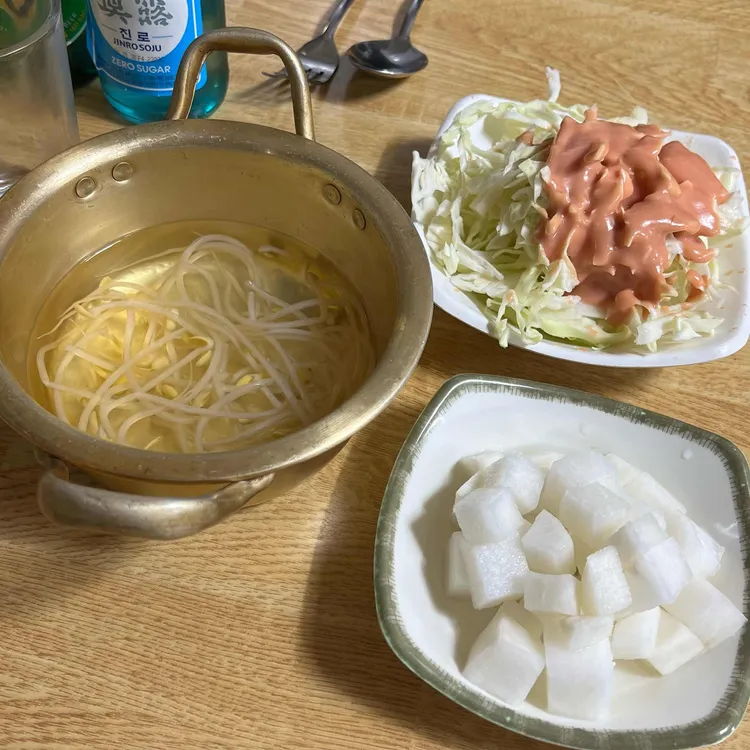 오른발왼발 대표 사진