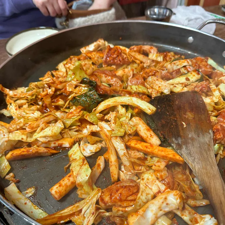 춘천호반닭갈비막국수 대표 사진
