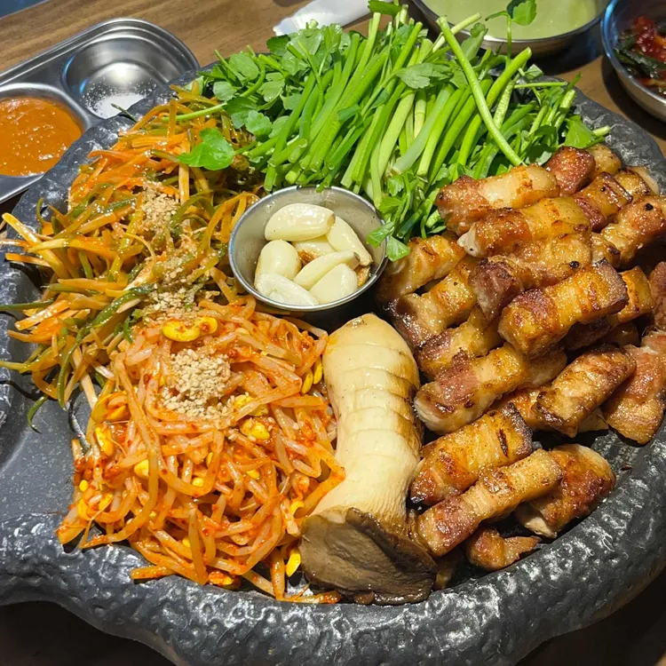 산장 삼겹 대표 사진