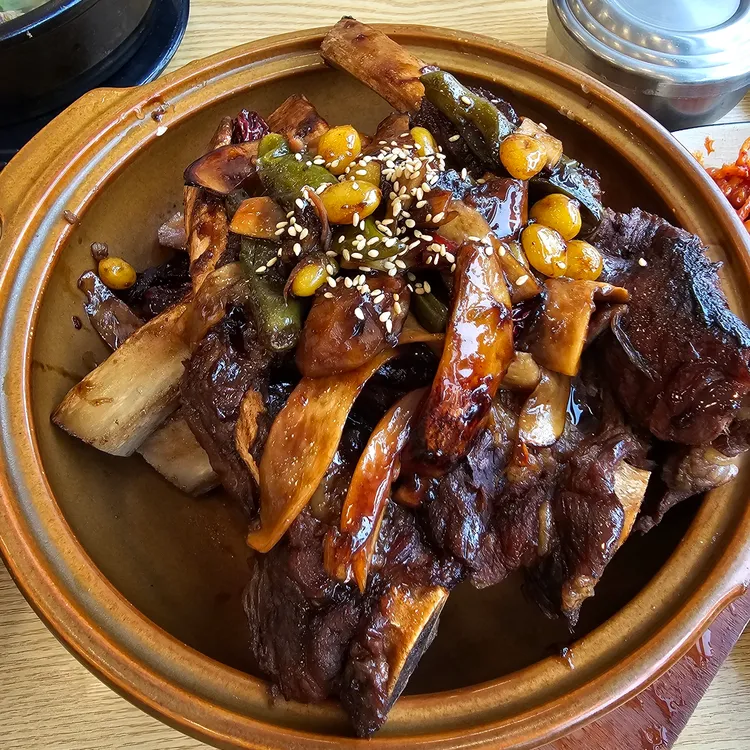 설반 대표 사진