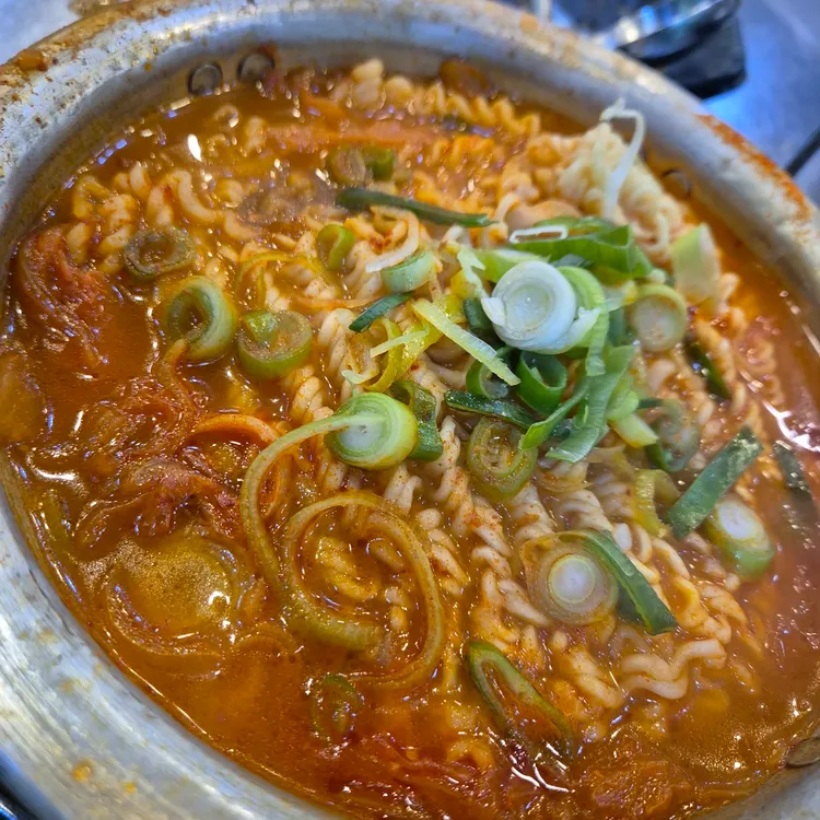 형돈 대표 사진