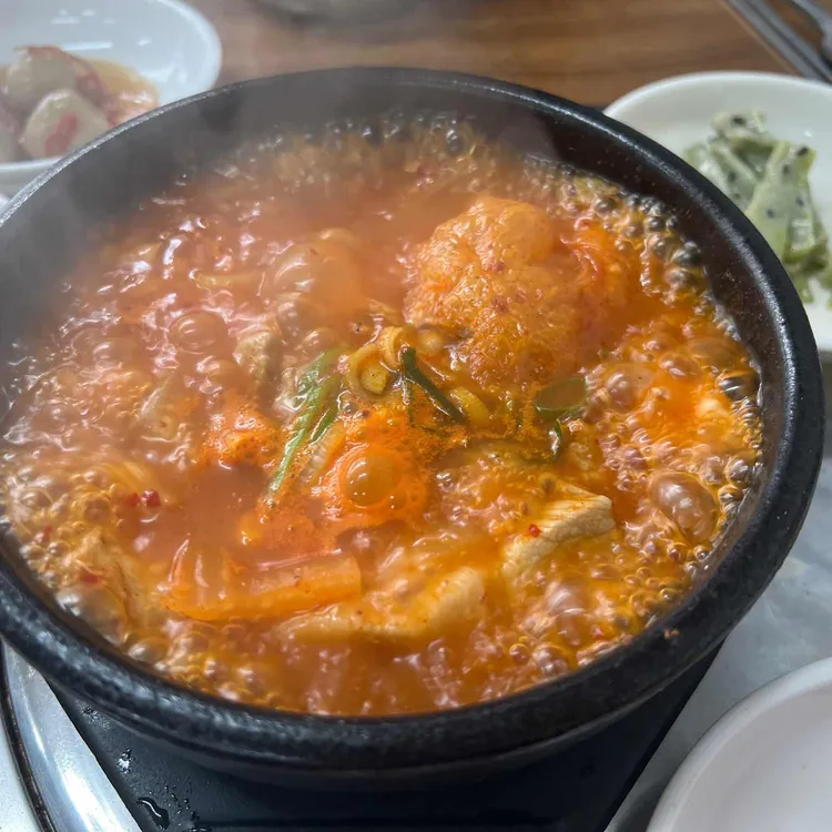 웰컴투동막골식당 대표 사진