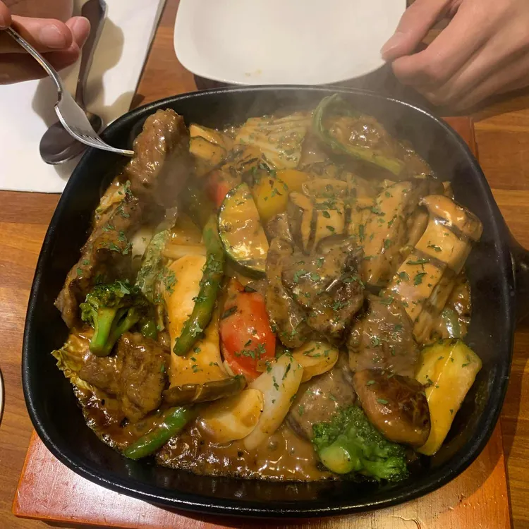 제이제이캡틴 대표 사진