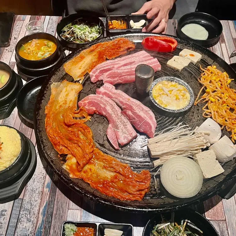 도싯골묵은지삼겹살 대표 사진