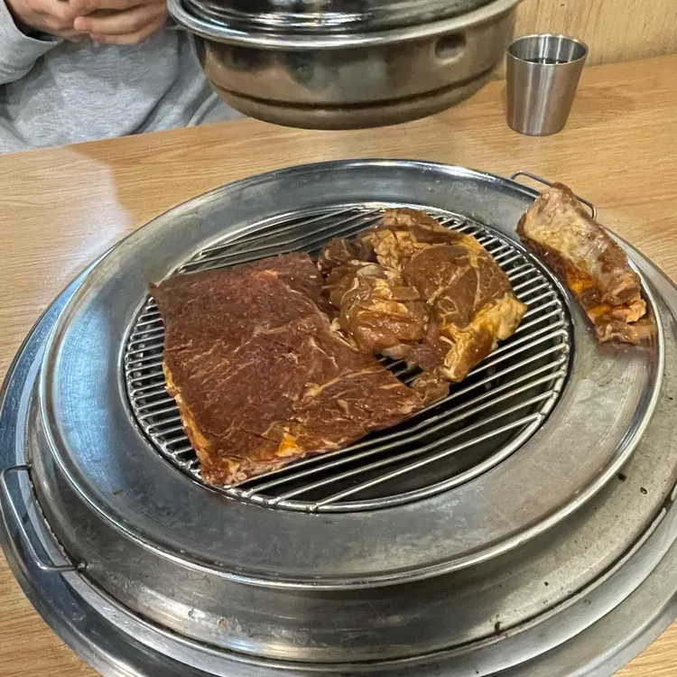 흥부골숯불갈비 대표 사진