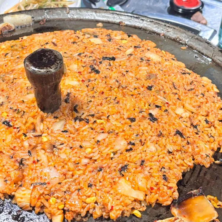 꿀돼지솥뚜껑삼겹살 대표 사진
