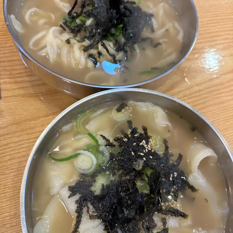 홍두깨손칼국수 대표 사진