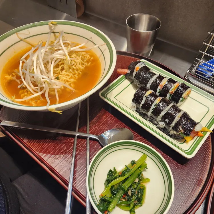 꼬르륵키친 대표 사진