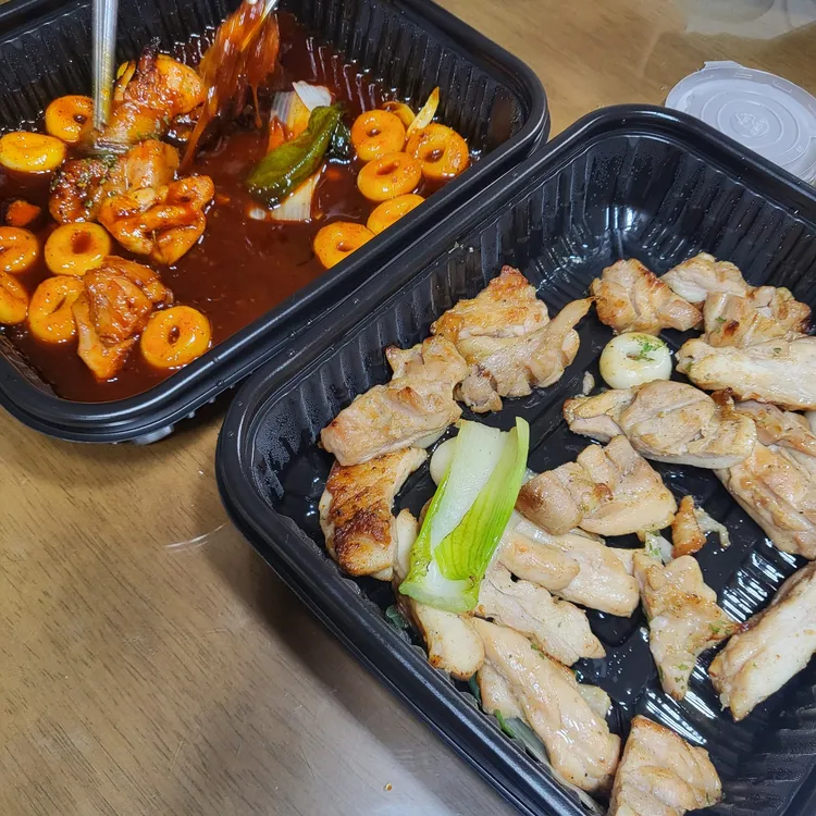 기영이 숯불두마리치킨 대표 사진