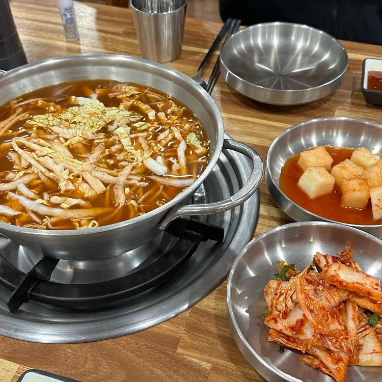 몽샤브칼국수 대표 사진