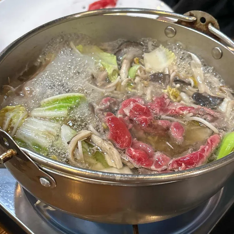 육샤육샤 대표 사진