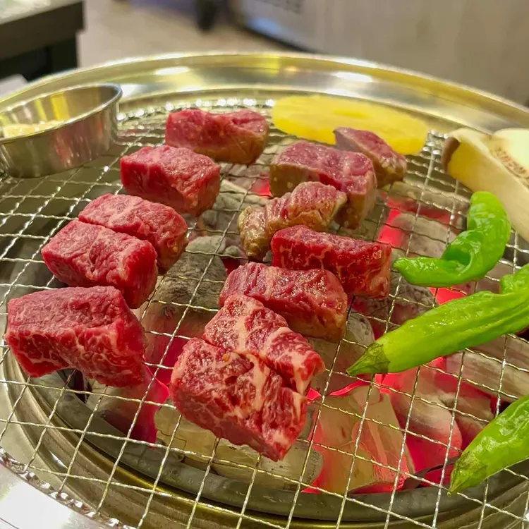 백탄 깍두기 대표 사진