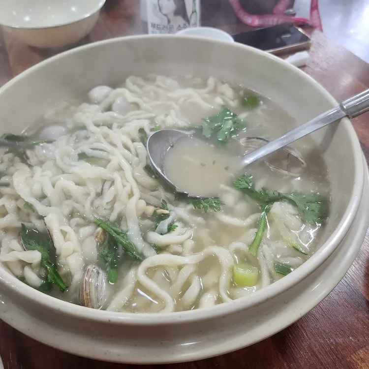 오씨 손 칼국수 대표 사진