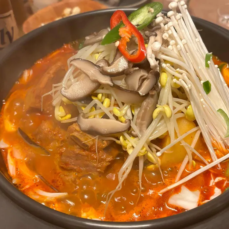 교작 대표 사진