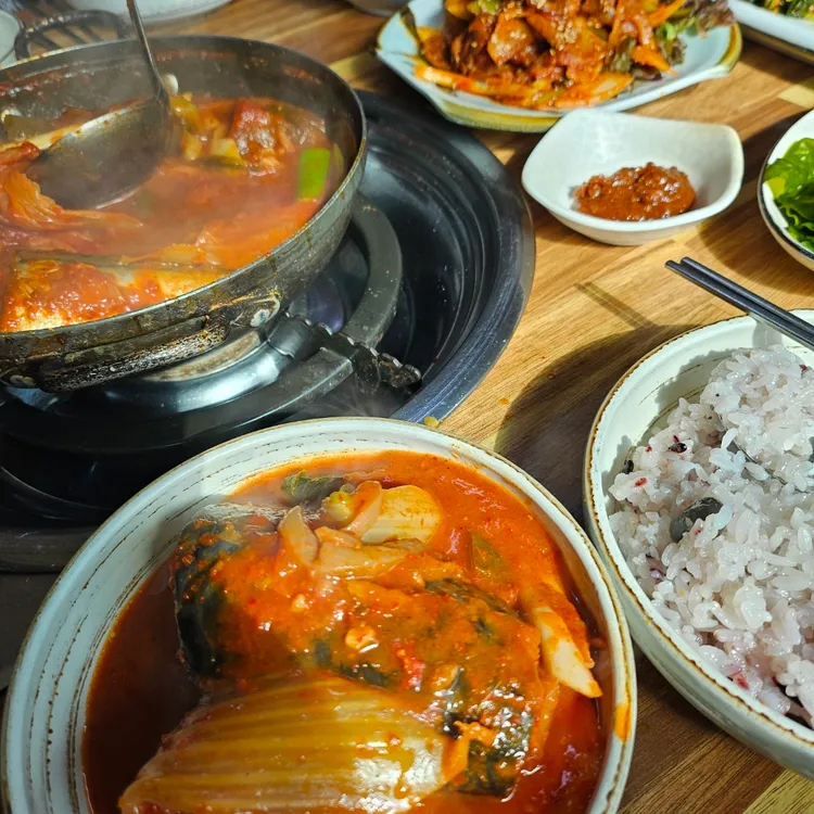 흥부랑놀부랑 대표 사진