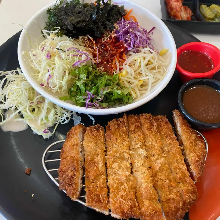와우돈까스 대표 사진