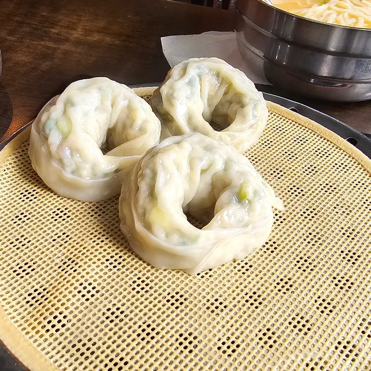 명동칼국수샤브샤브 대표 사진