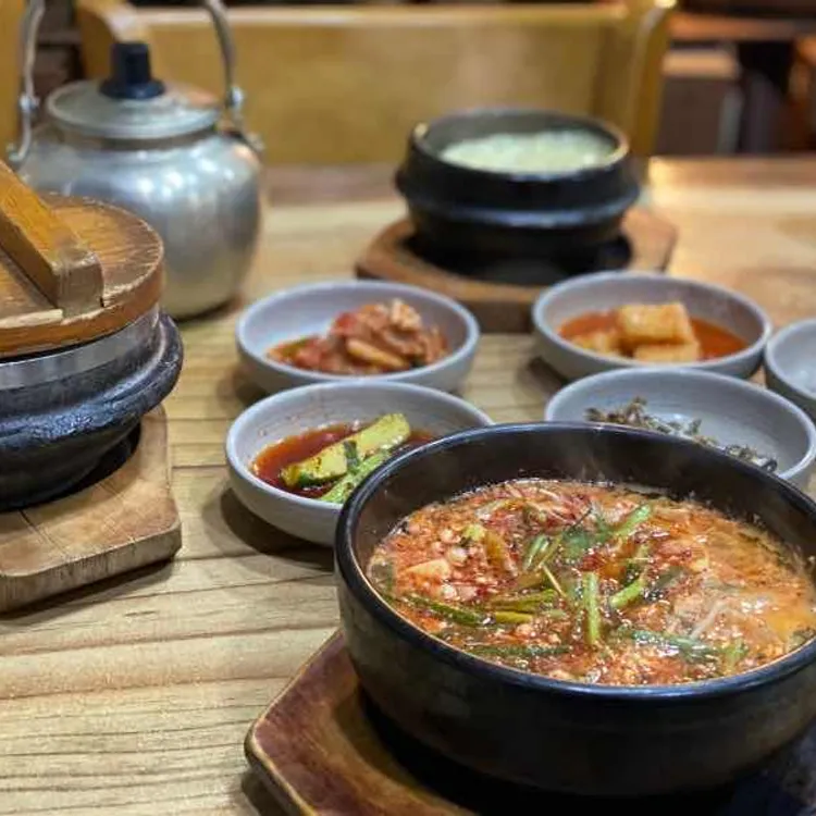 본가전주돌솥밥 대표 사진