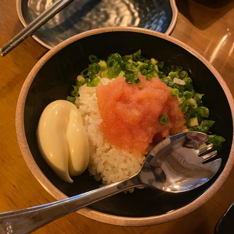 토리아에즈 대표 사진
