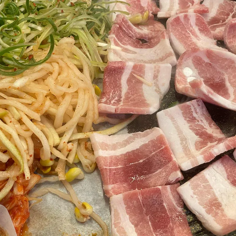 철이네 대표 사진