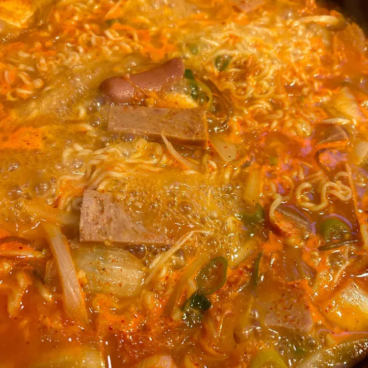 통일 부대찌개 대표 사진