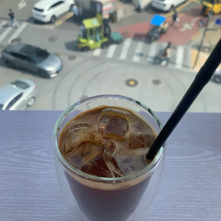 포우즈 대표 사진