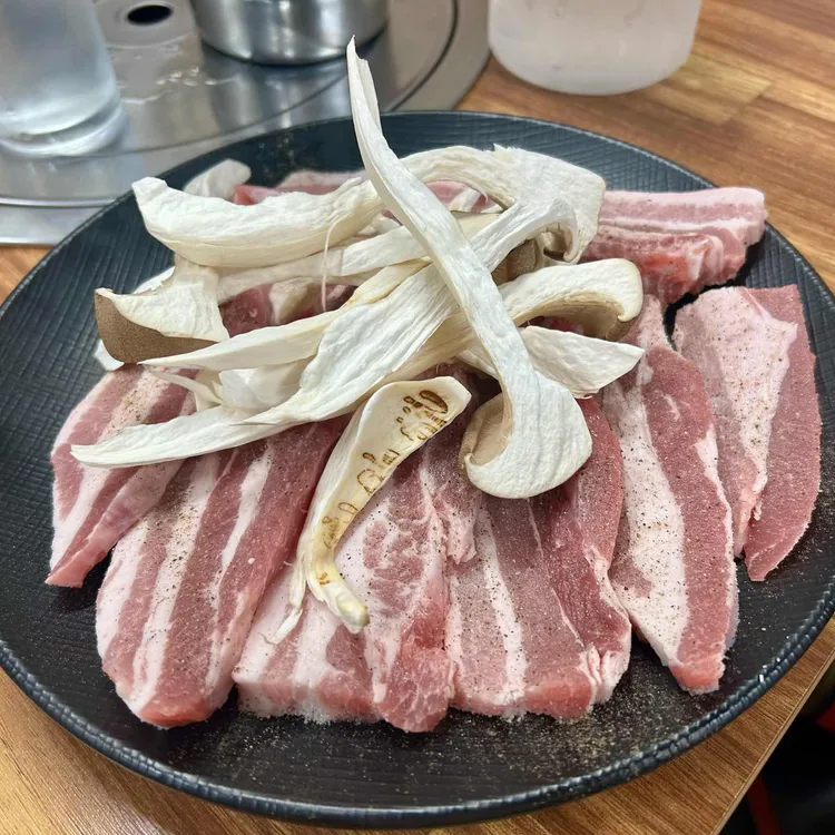 남지 한우촌식육식당 대표 사진