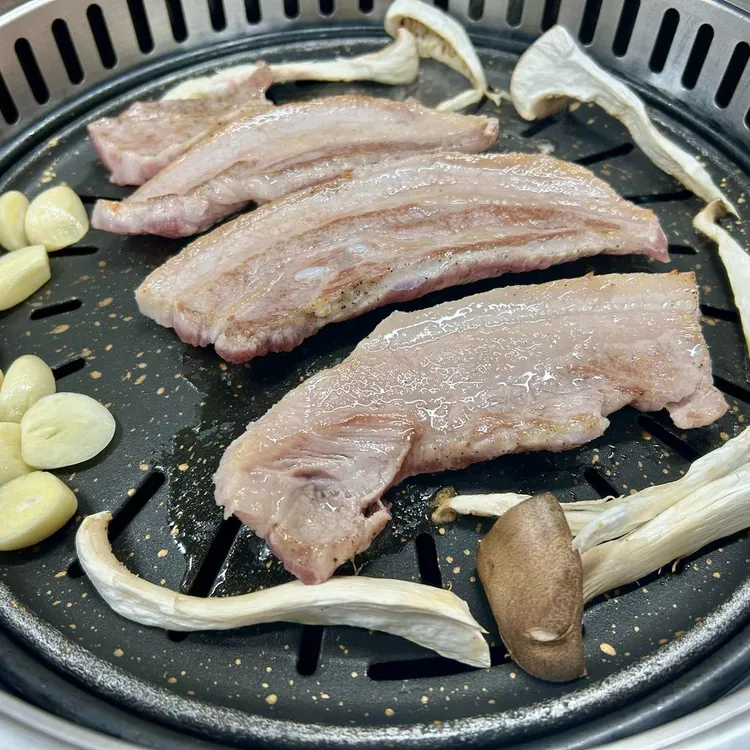 남지 한우촌식육식당 대표 사진