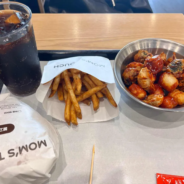 맘스터치 대표 사진