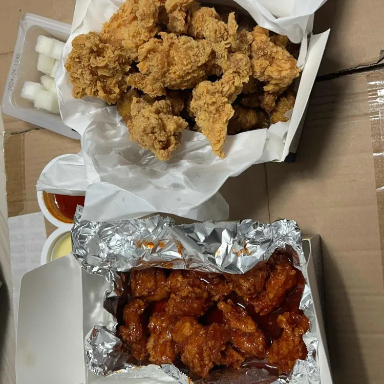 썬더치킨 대표 사진