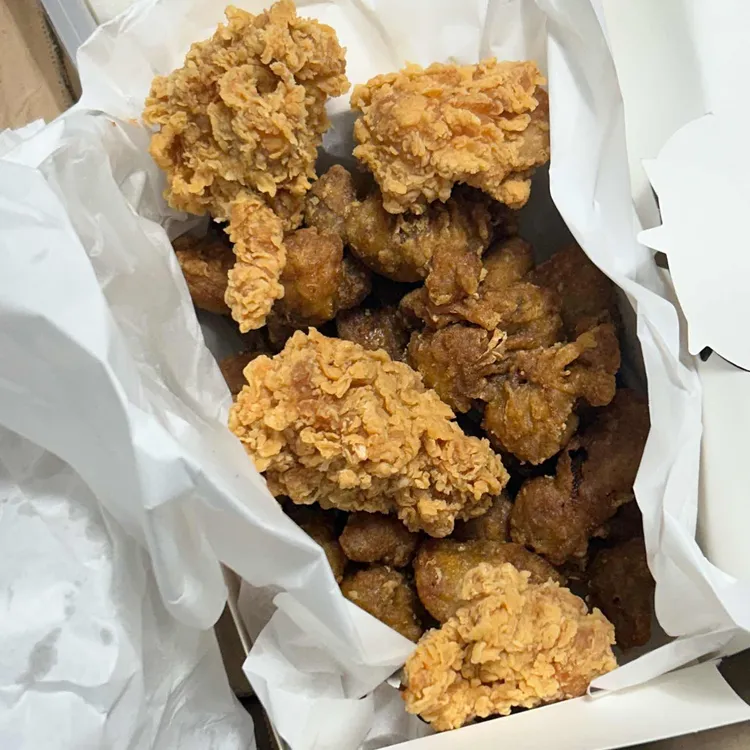 썬더치킨 대표 사진