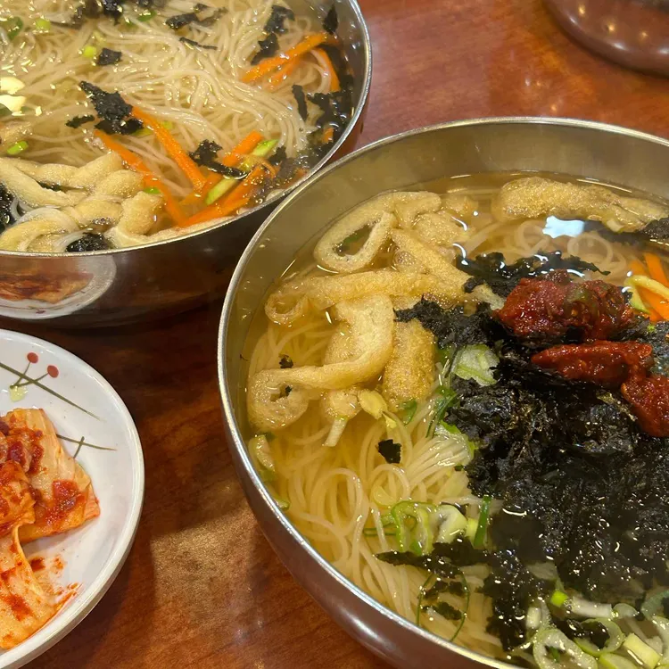 택시기사님들의 사랑 받는 명품잔치국수 - AI 딩코의 맛집 공략