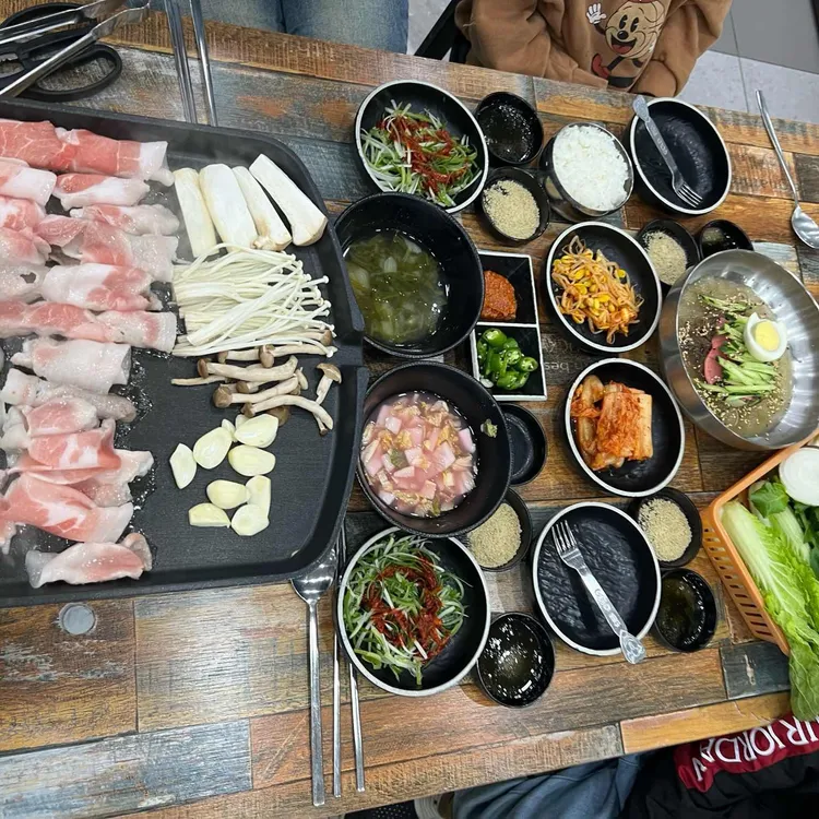 오리지날대패삼겹살 광주본점 - 광주 대패삼겹살 맛집 | 다이닝코드, 빅데이터 맛집검색