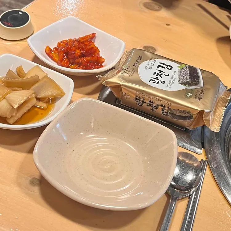 Dugi（푼푼더기❤️）　0311 푼푼마녀 한입 도넛 먼치킨 미니 도너츠 (15p+15p) - GS SHOP