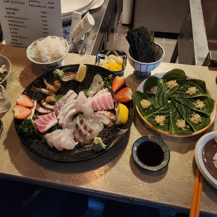 참새식당 스즈메 대표 사진