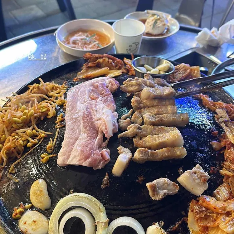 낭만솥뚜껑 대표 사진