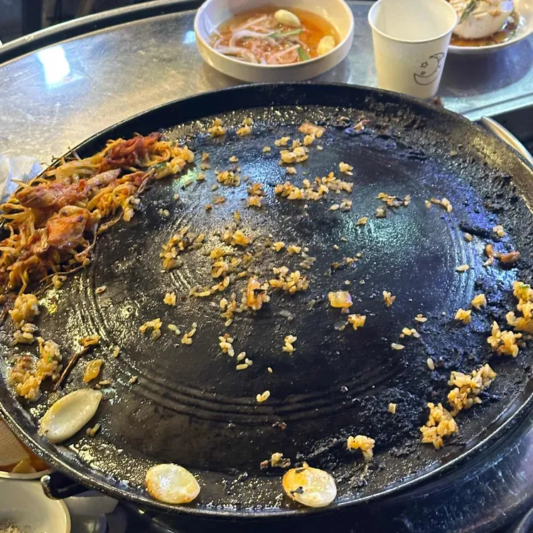 낭만솥뚜껑 대표 사진