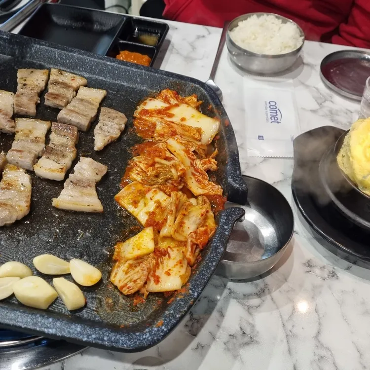 뱃살집 대표 사진