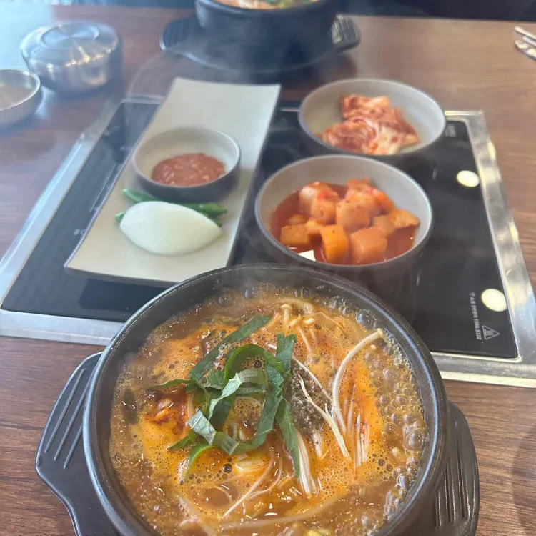 참이로운감자탕 대표 사진